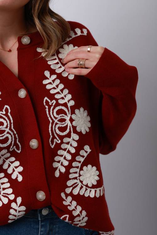 Gilet brodé bordeaux & blanc 2