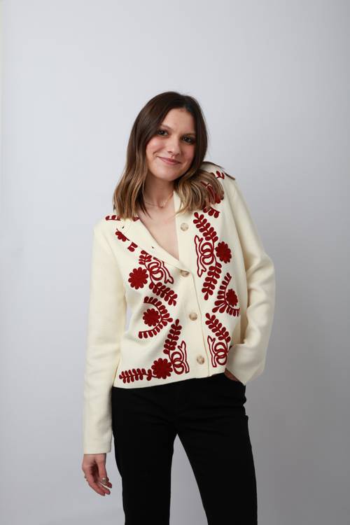 Gilet brodé écru & bordeaux 3