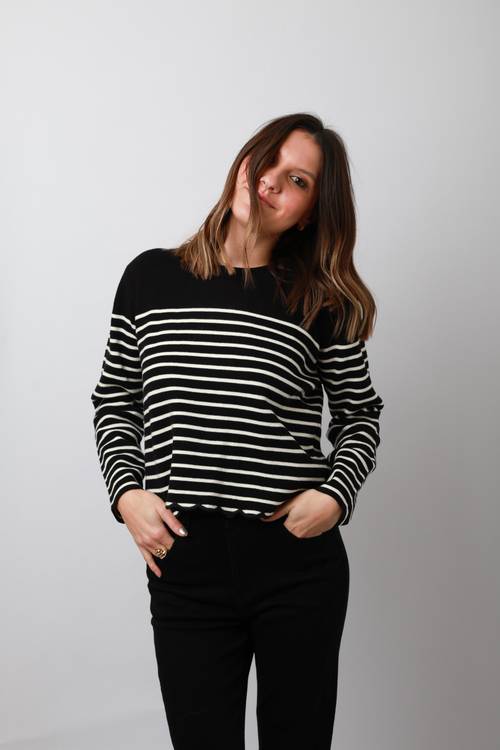 Pull à rayures noir
