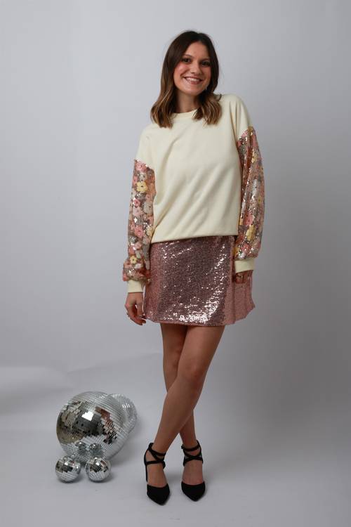Pull écru à sequins