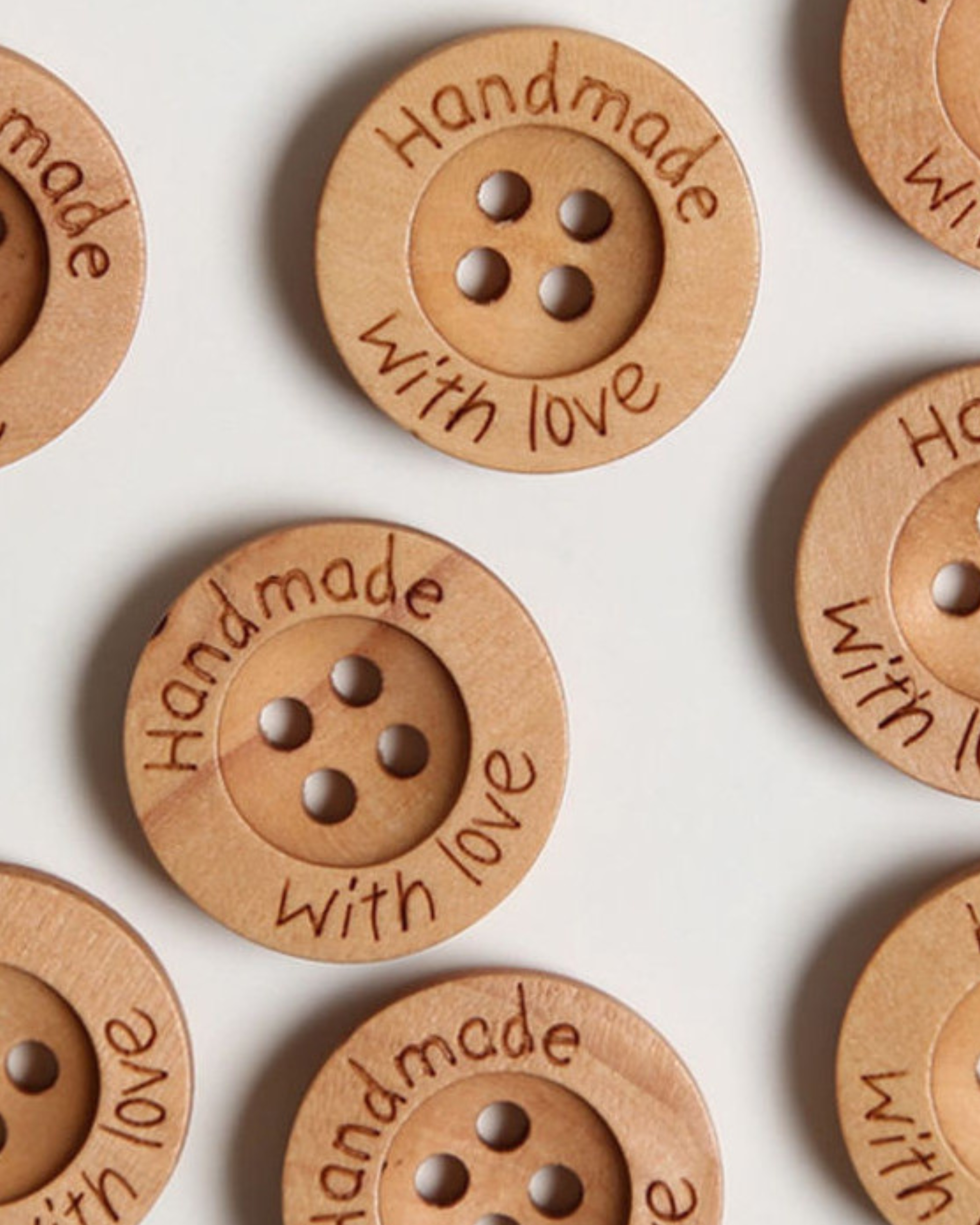 Bouton Handmade with love